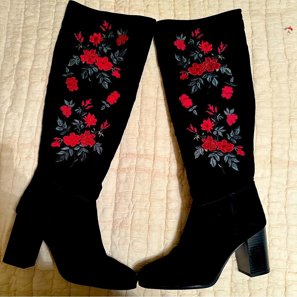 LIBBY EDELMAN Rose Embroidered Tall Heeled Boots Womens Size 10